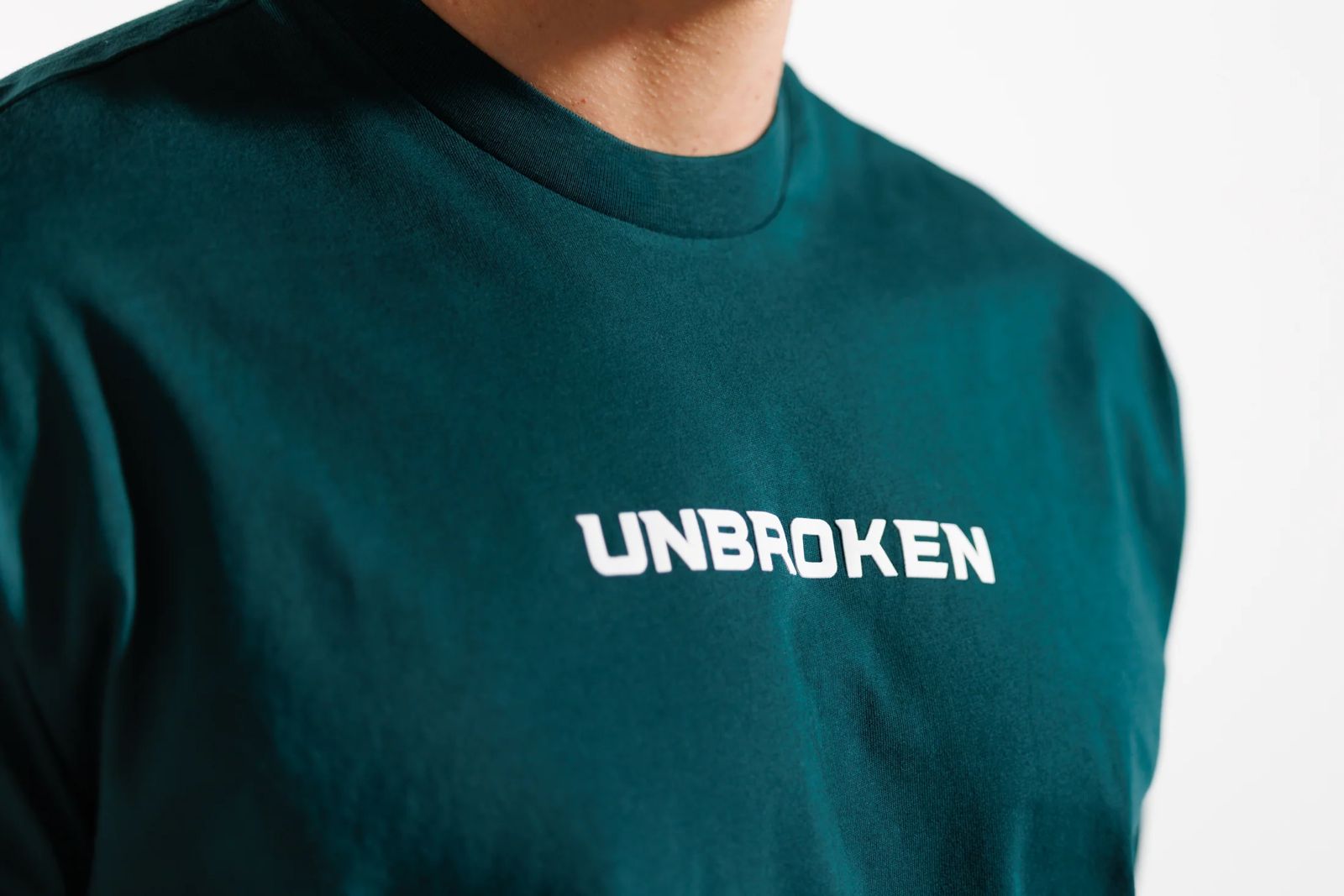 TSHIRT UNBROKEN