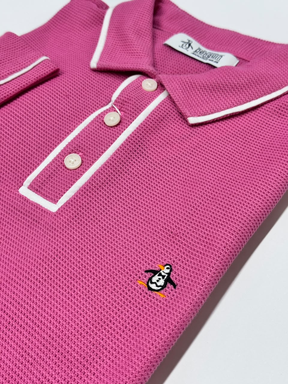 TIPO POLO HOMBRE PENGUIN DISEÑO