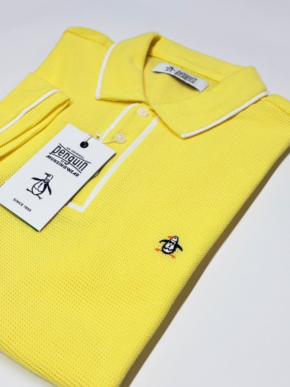 TIPO POLO HOMBRE PENGUIN DISEÑO