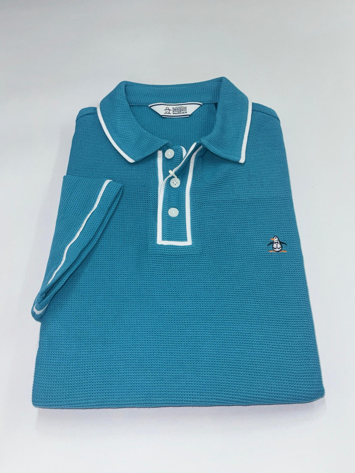 TIPO POLO HOMBRE PENGUIN DISEÑO