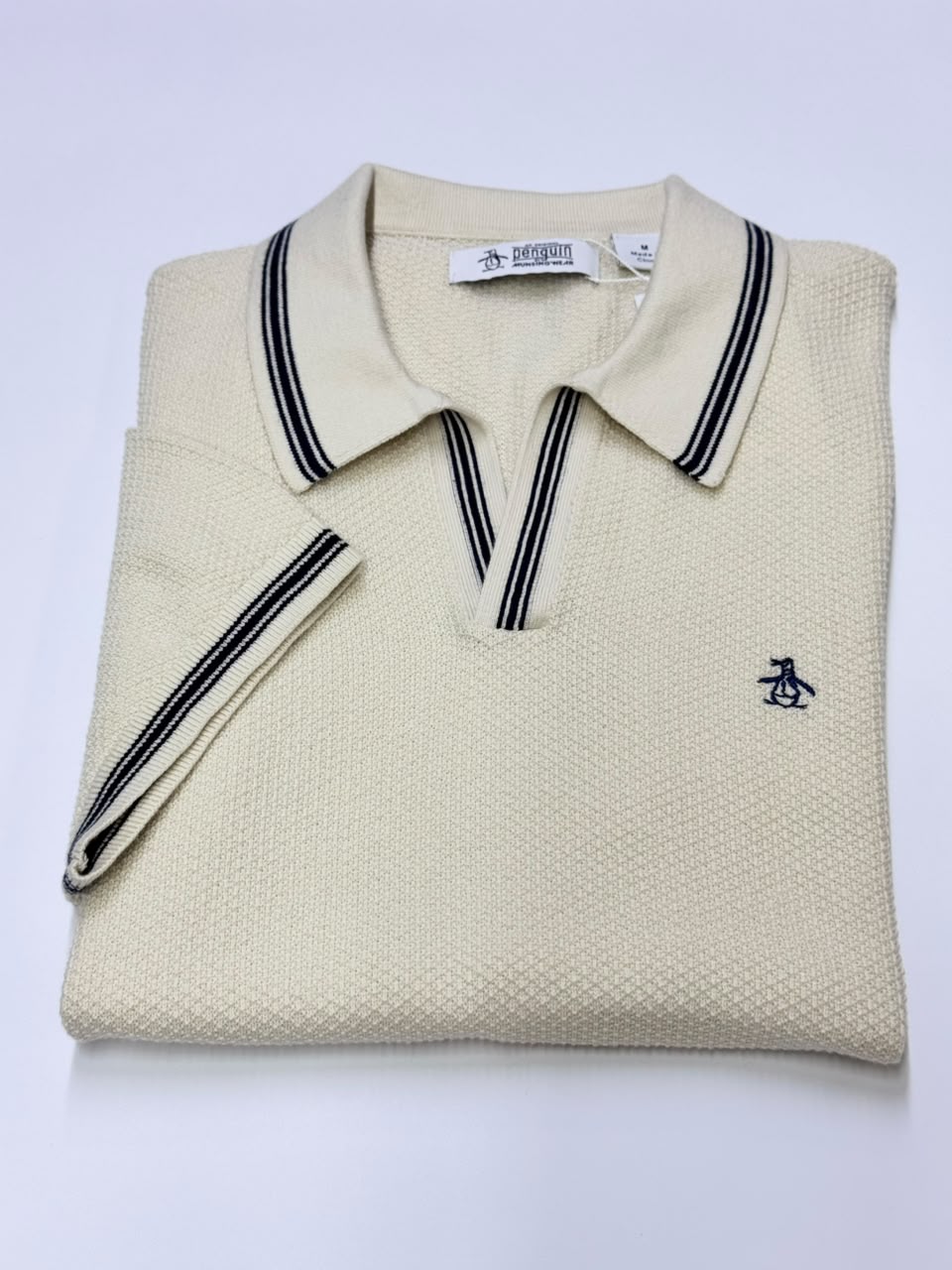 TIPO POLO HOMBRE PENGUIN DISEÑO