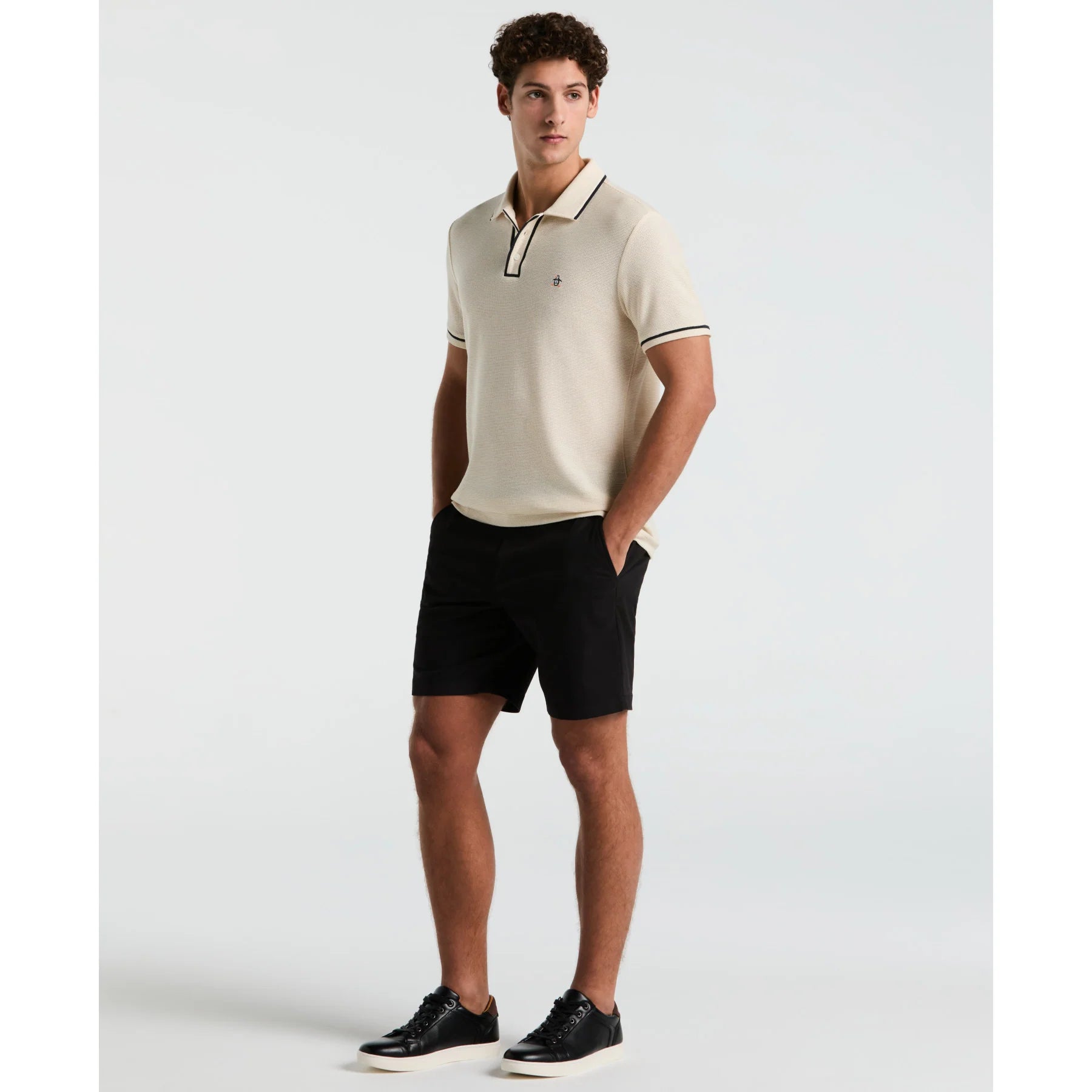 TIPO POLO HOMBRE PENGUIN DISEÑO