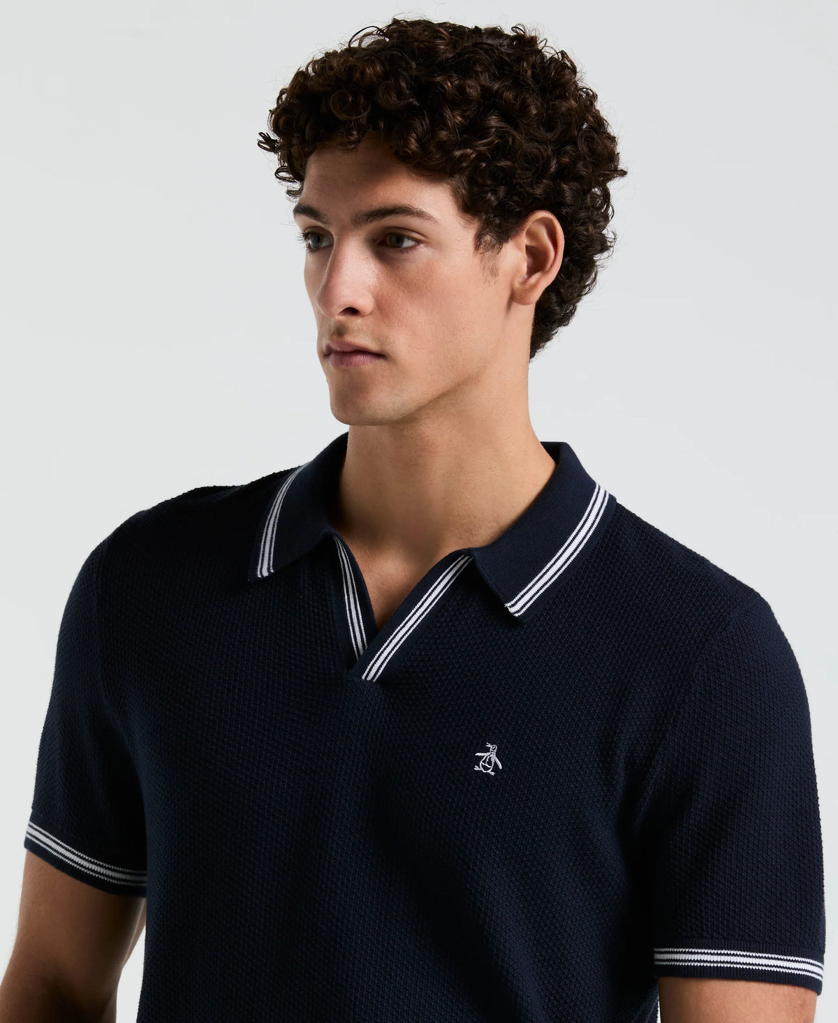 TIPO POLO HOMBRE PENGUIN DISEÑO