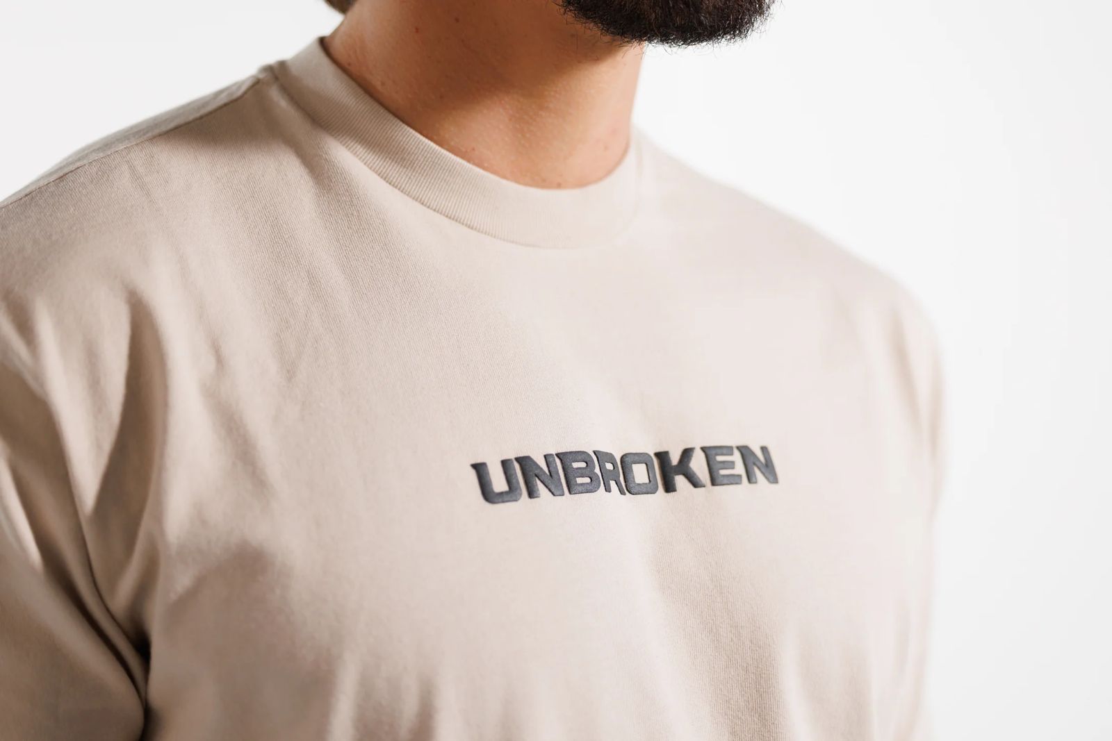 TSHIRT UNBROKEN