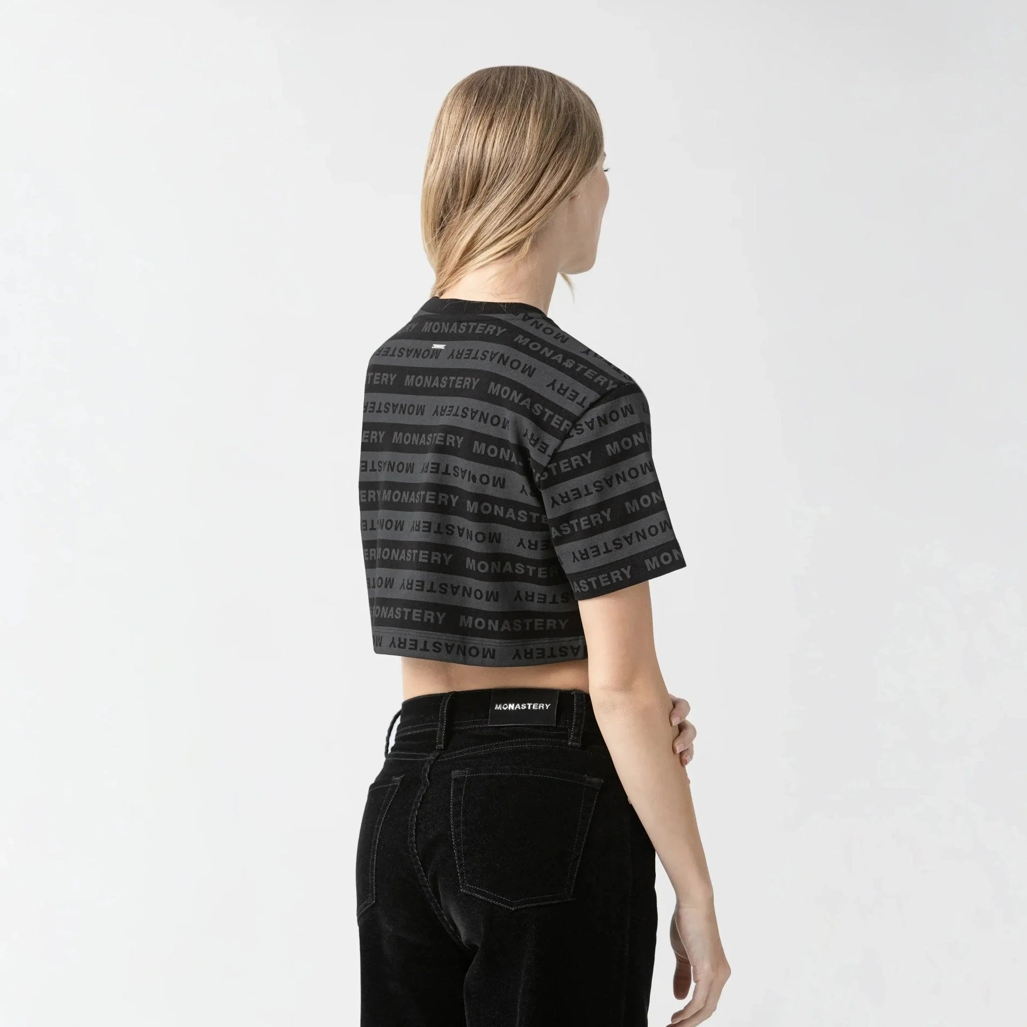 CROP TOP NUEVA COLECCION MONASTERY