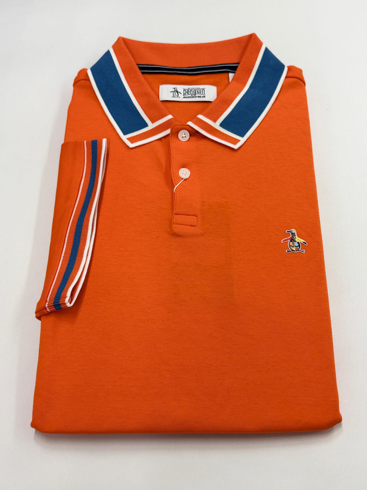 TIPO POLO HOMBRE PENGUIN DISEÑO