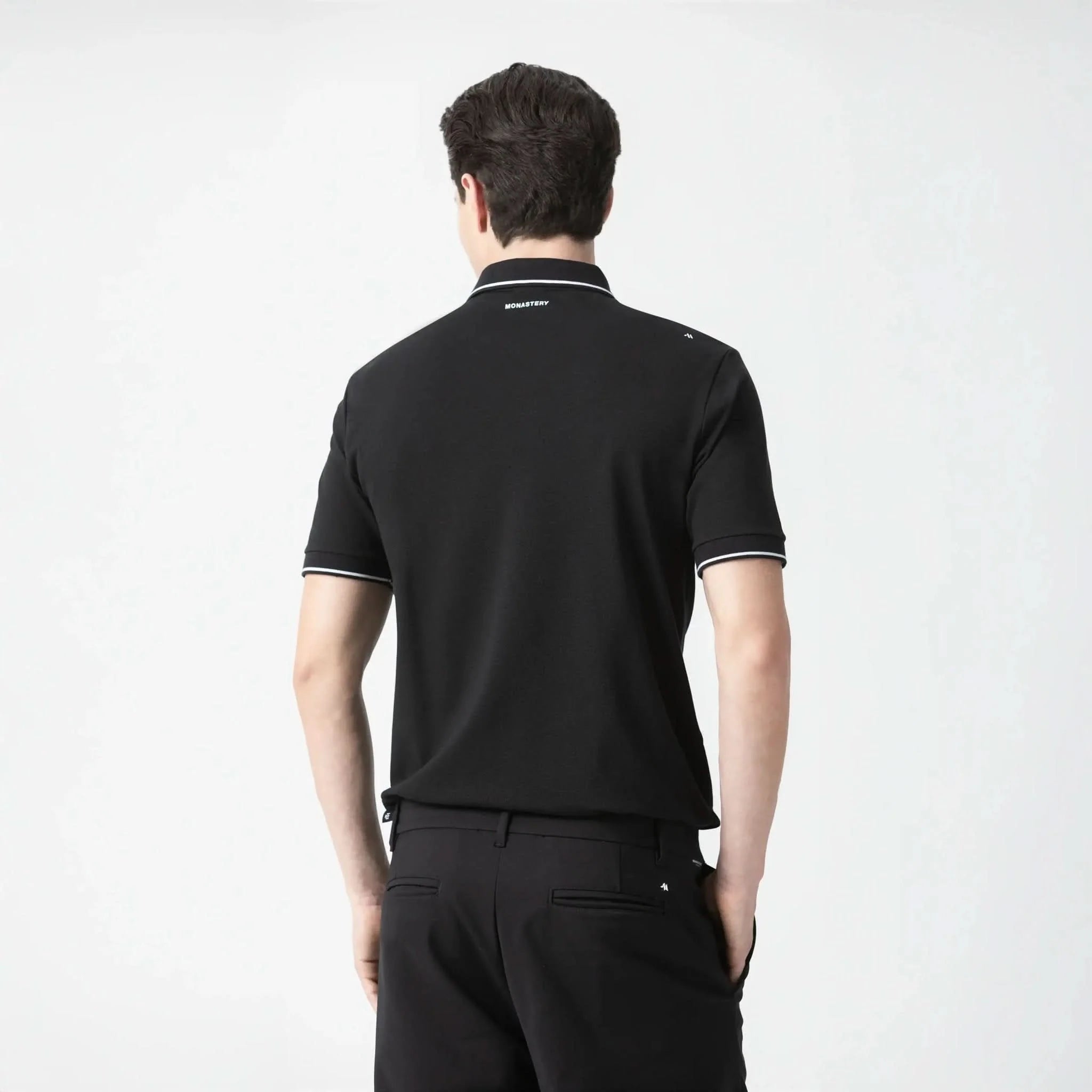 TIPO POLO HOMBRE MONASTERY