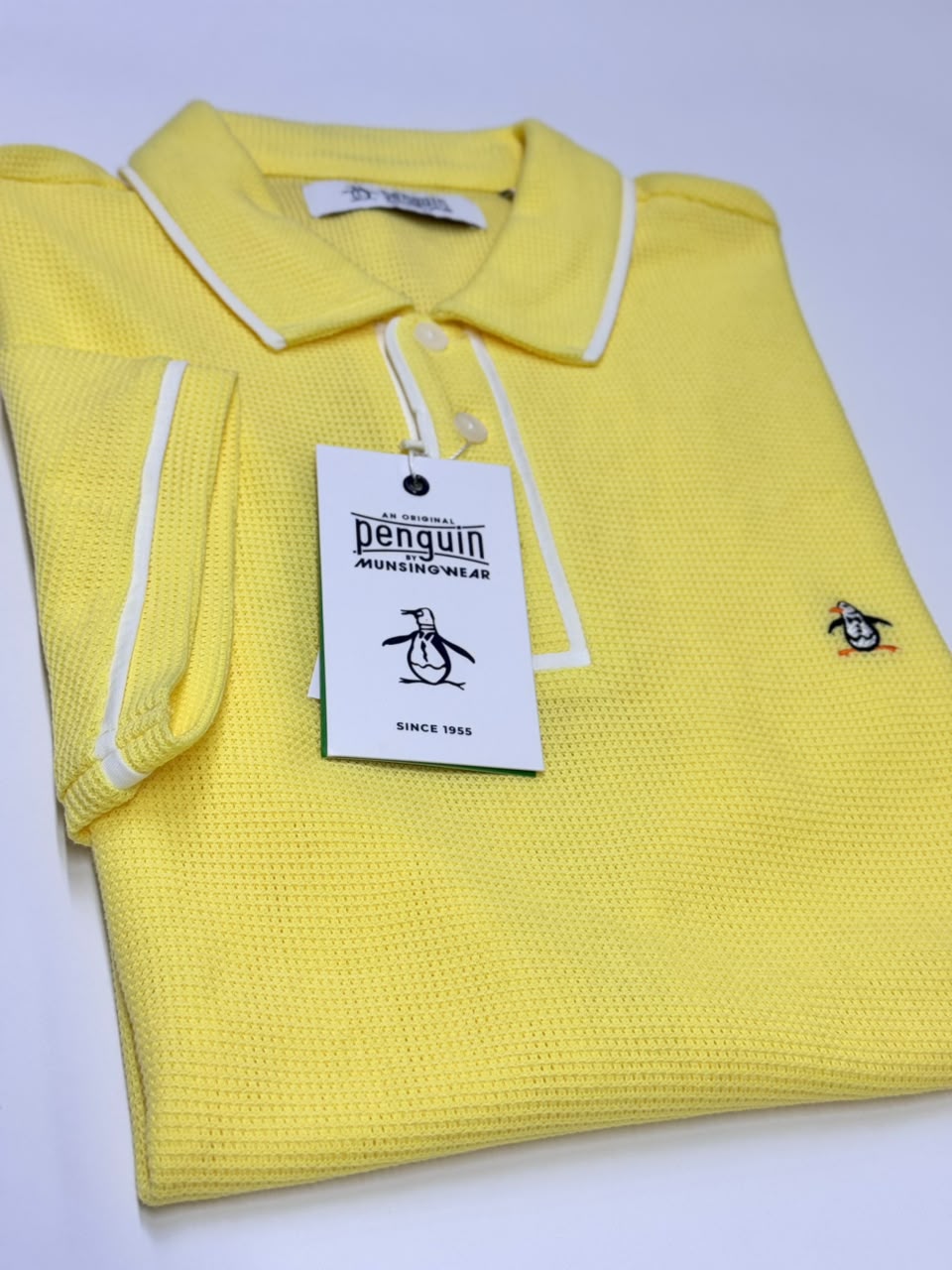 TIPO POLO HOMBRE PENGUIN DISEÑO