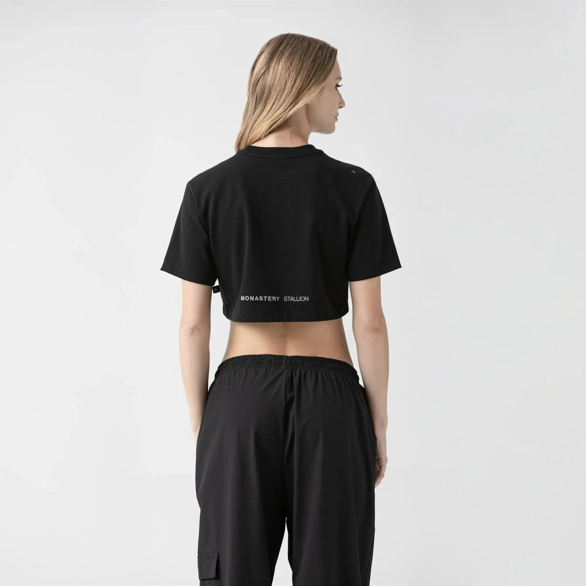 CROP TOP NUEVA COLECCION MONASTERY