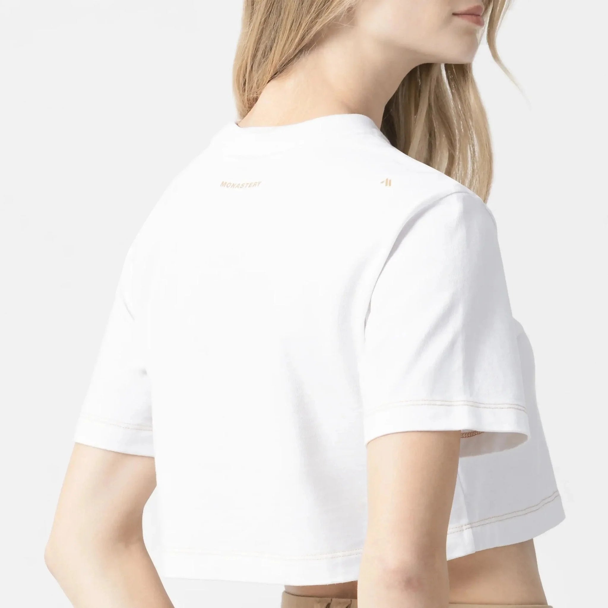 CROP TOP NUEVA COLECCION MONASTERY