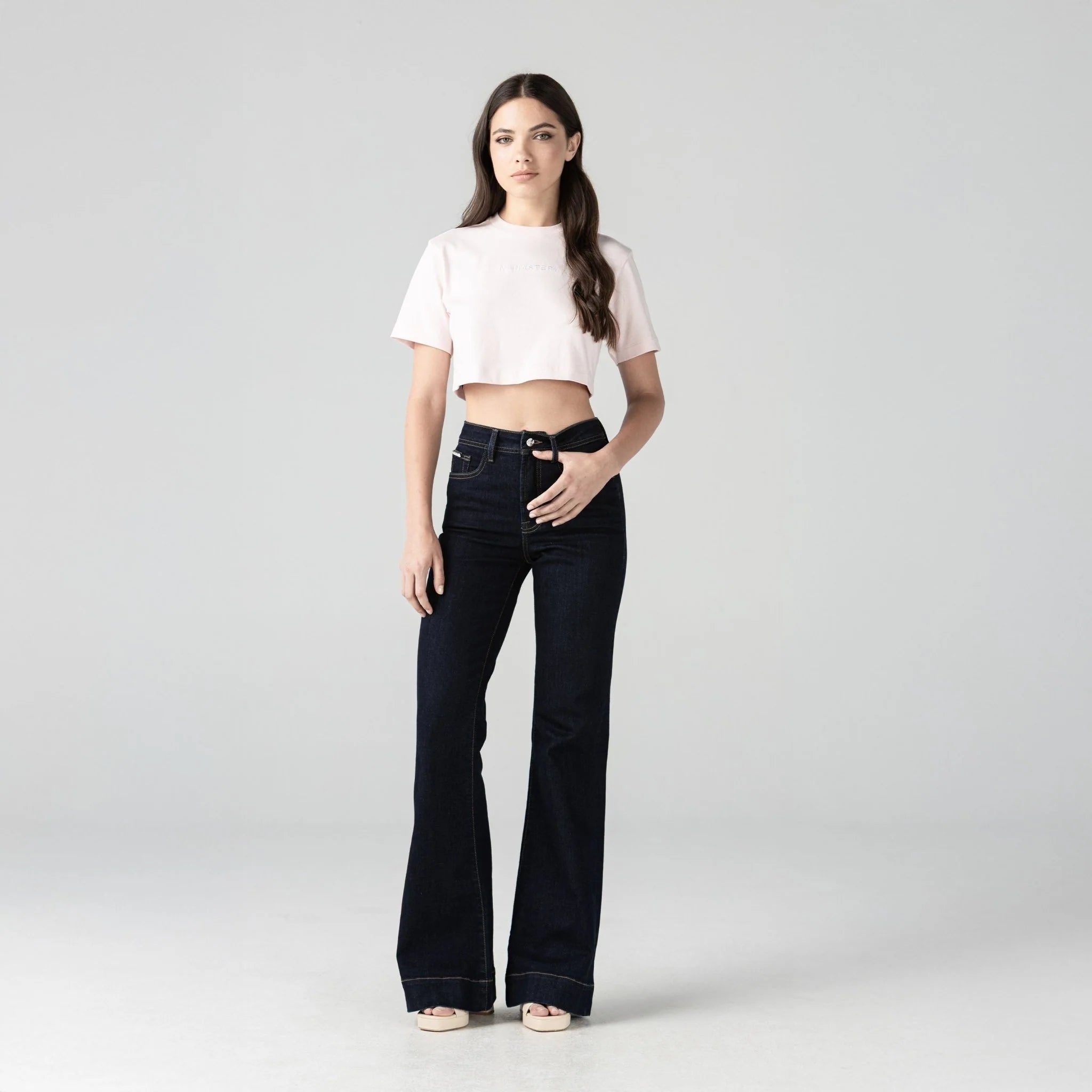 CROP TOP NUEVA COLECCION MONASTERY
