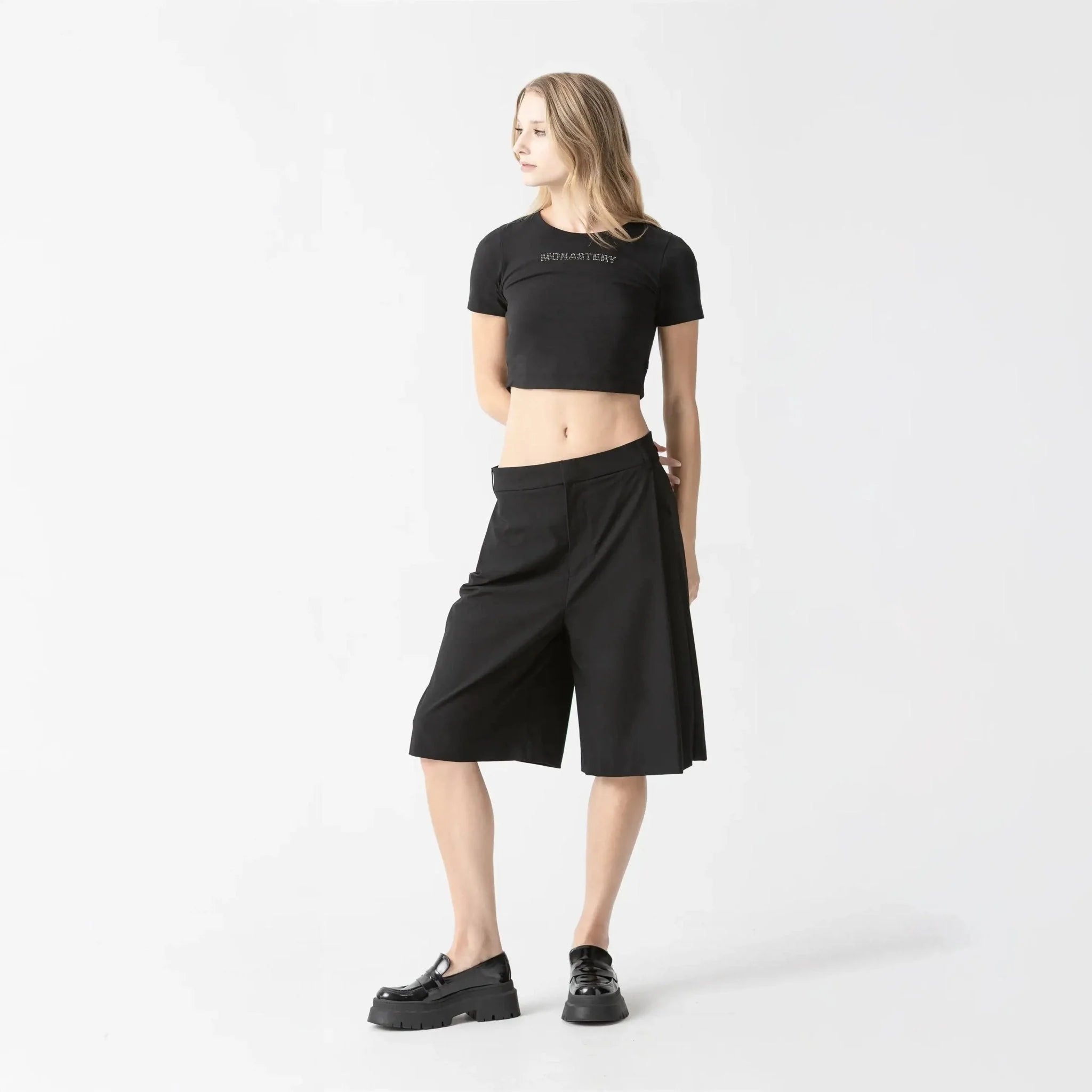 CROP TOP NUEVA COLECCION MONASTERY