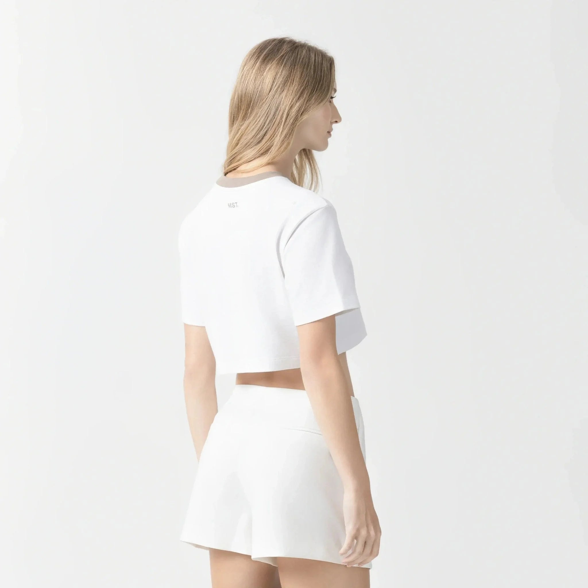 CROP TOP NUEVA COLECCION MONASTERY