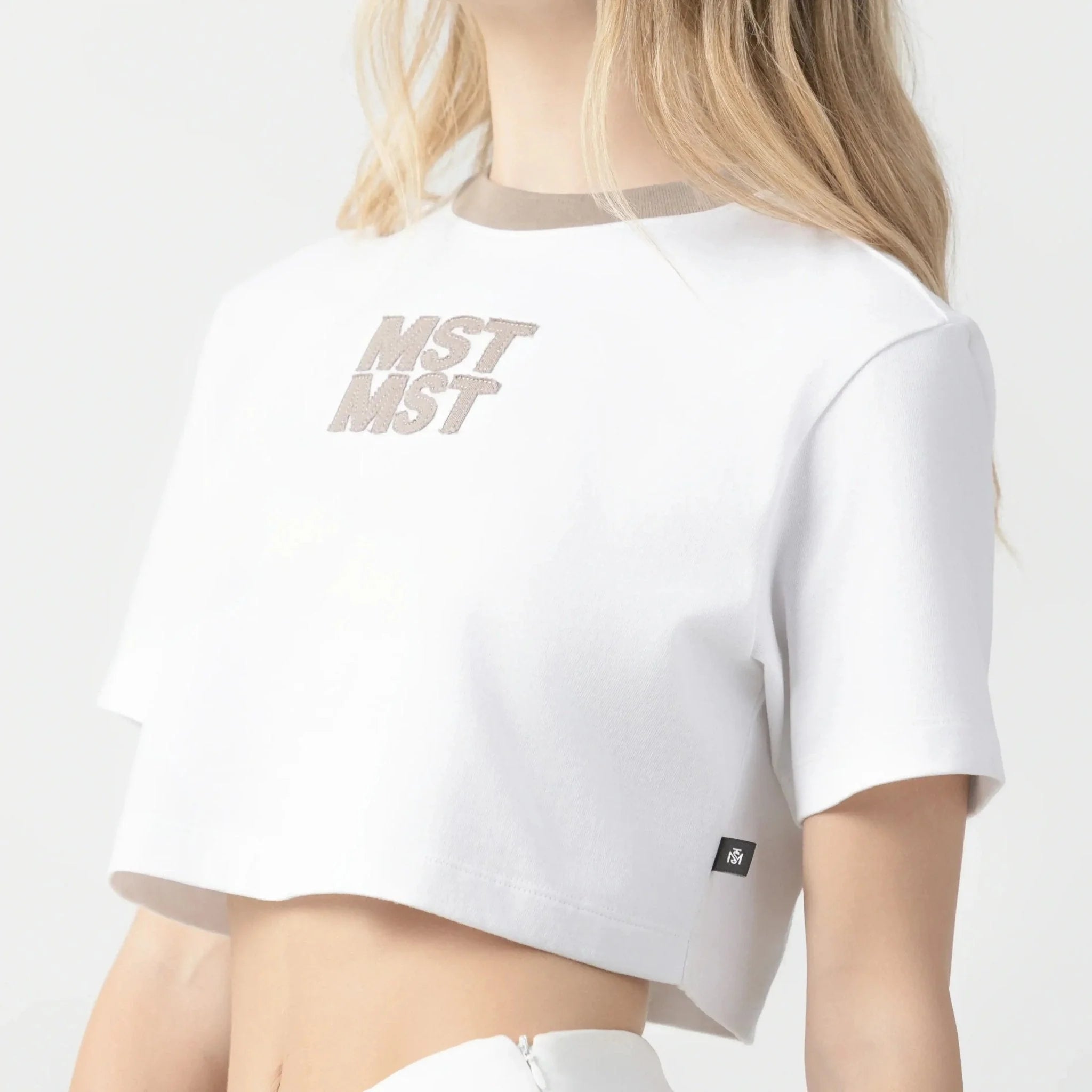 CROP TOP NUEVA COLECCION MONASTERY