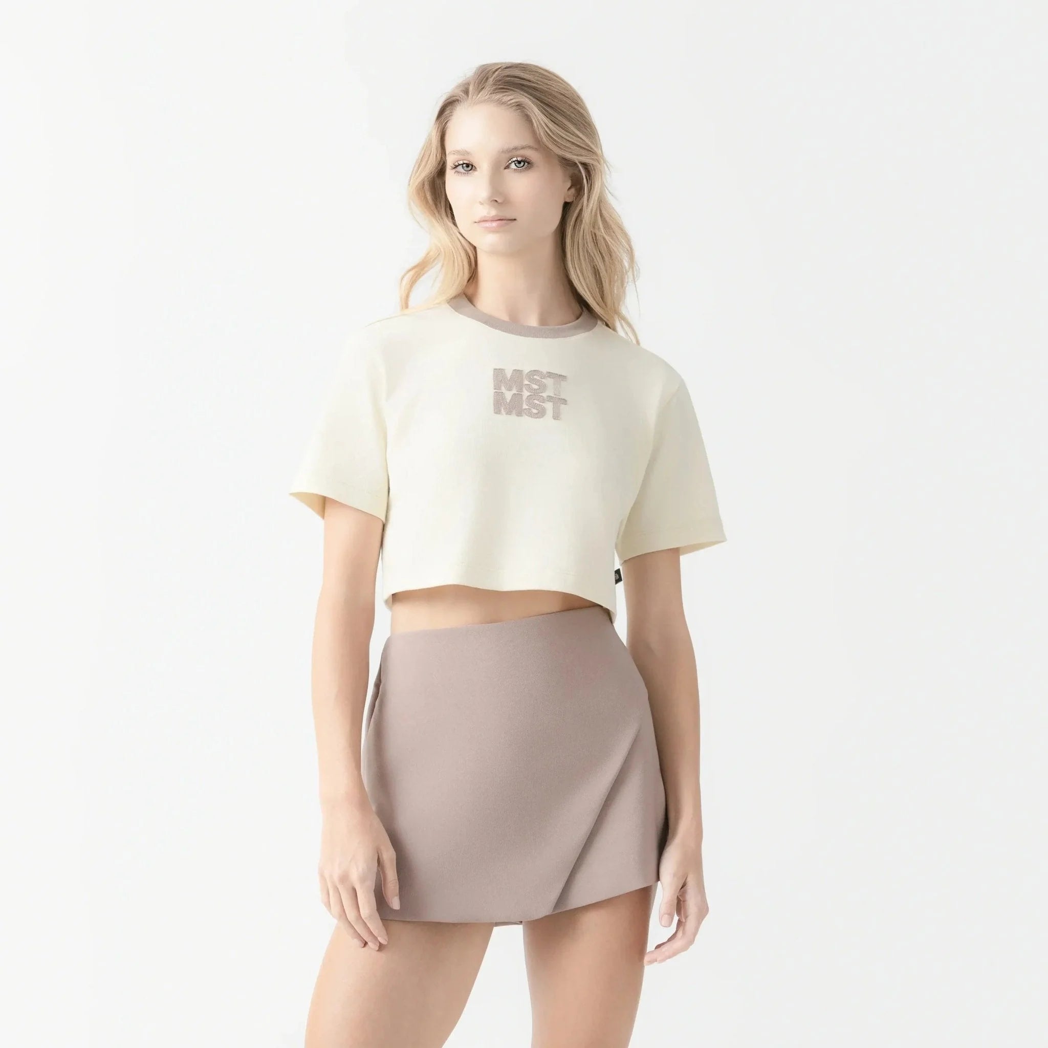 CROP TOP NUEVA COLECCION MONASTERY