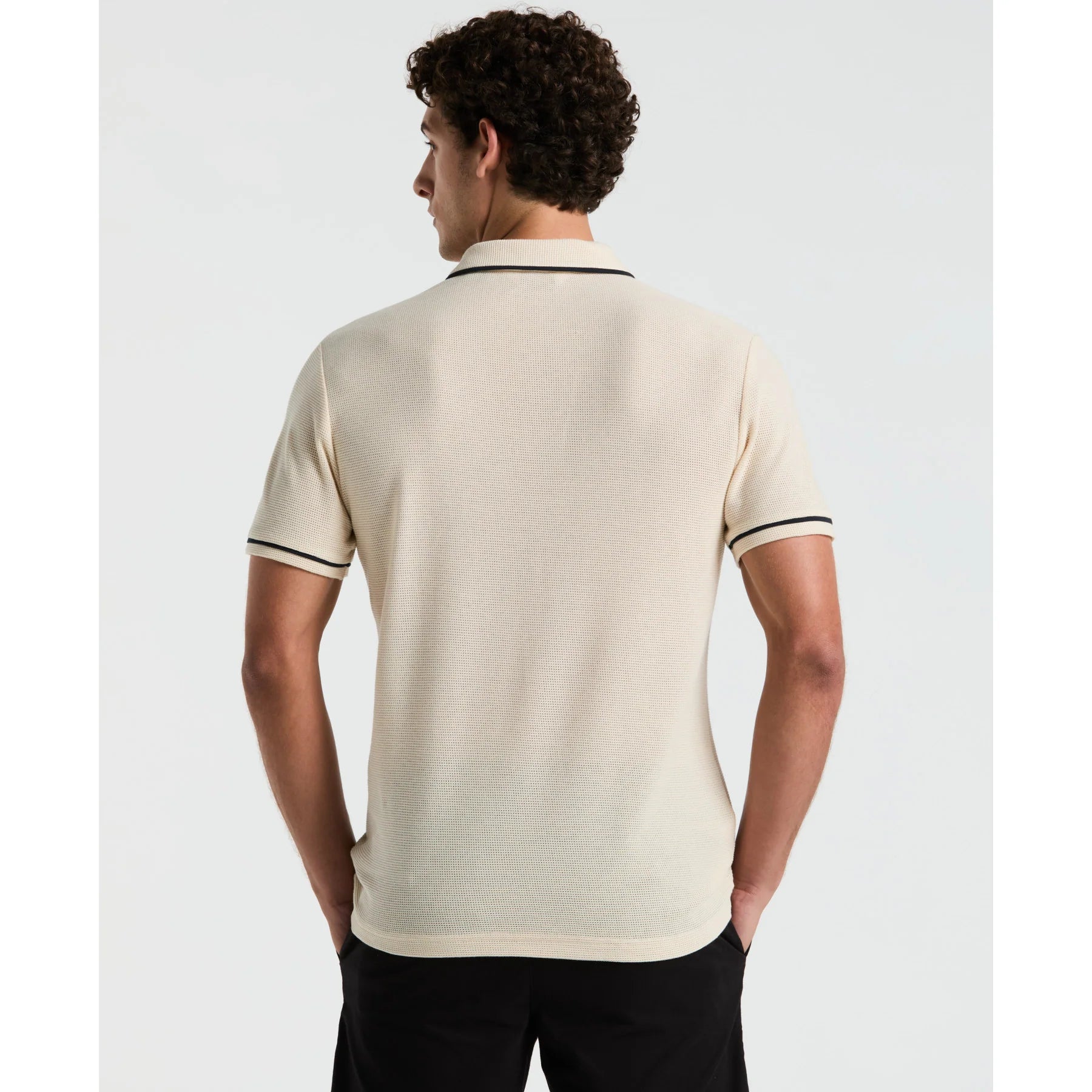 TIPO POLO HOMBRE PENGUIN DISEÑO