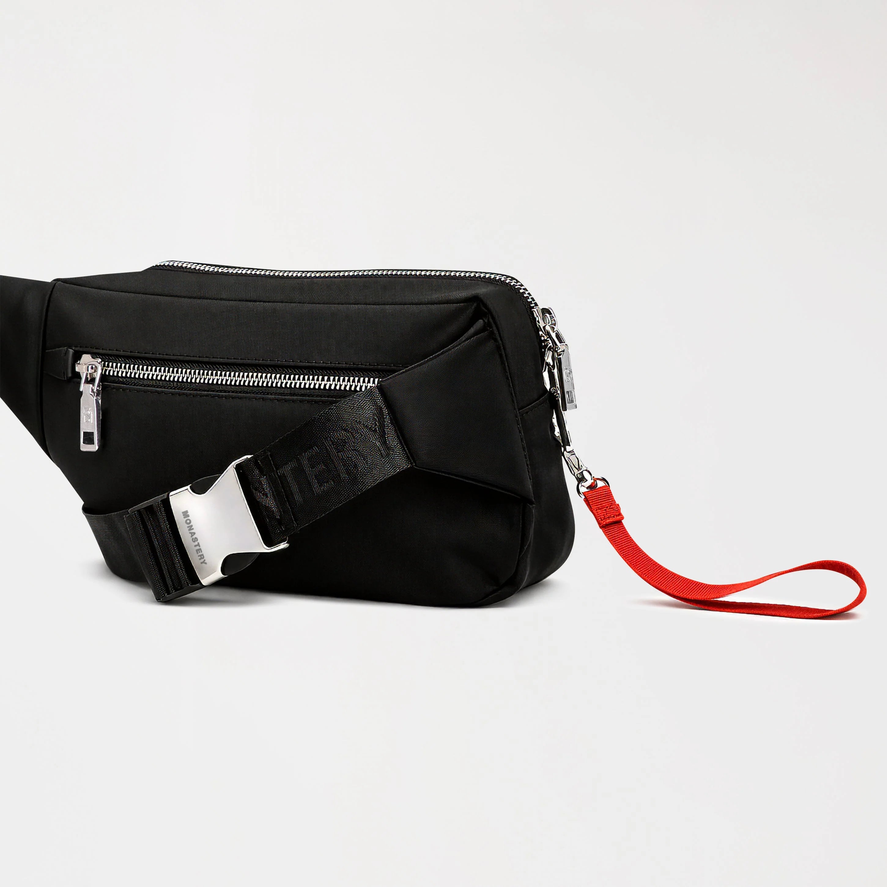 NUEVA COLECCION FANNY PACK MONASTERY