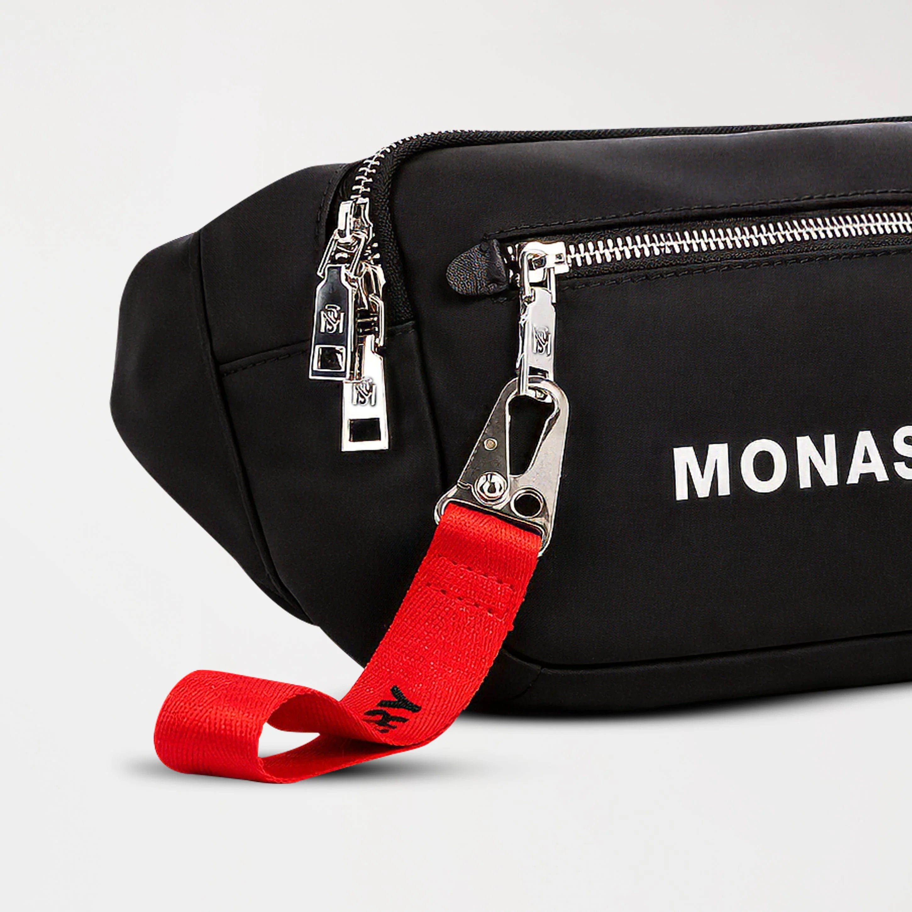 NUEVA COLECCION FANNY PACK MONASTERY