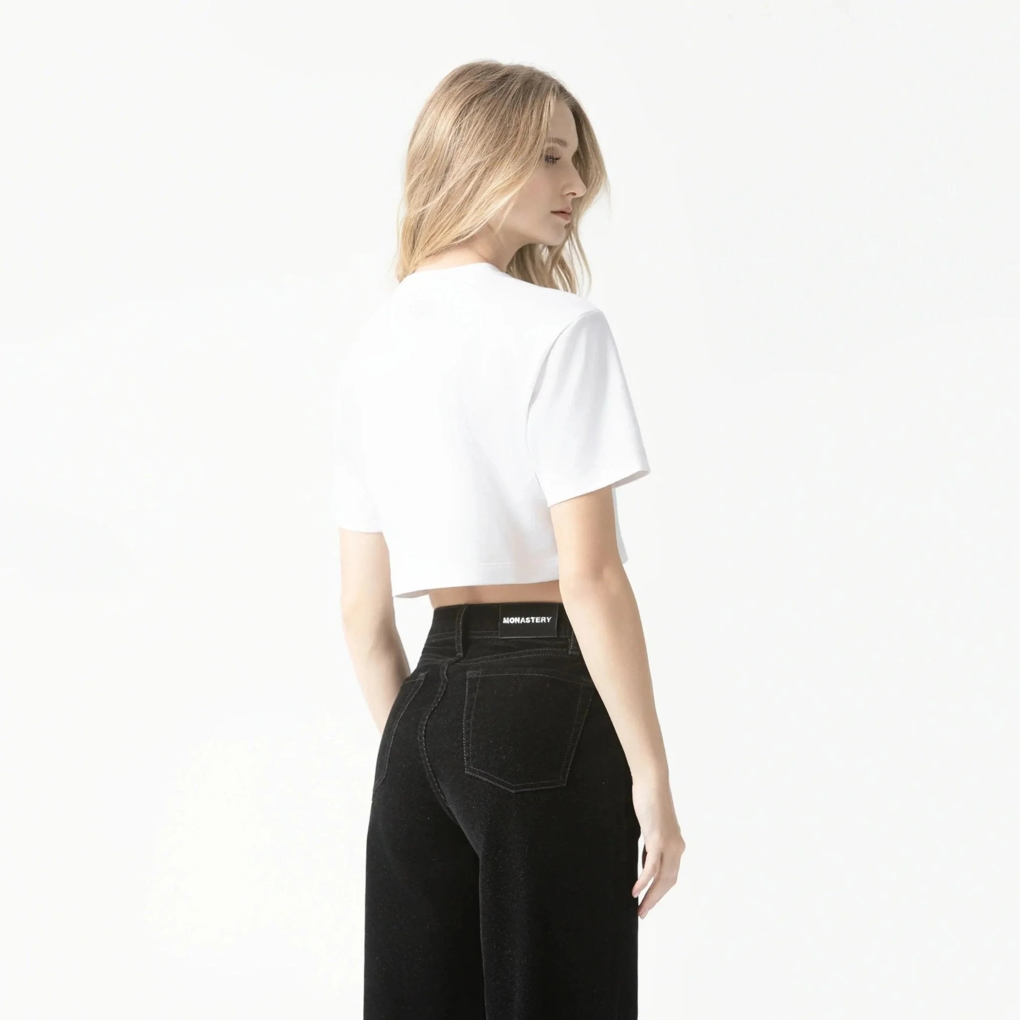 CROP TOP NUEVA COLECCION MONASTERY